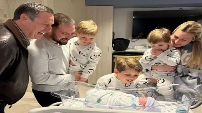 Shay Mooney Net Worth